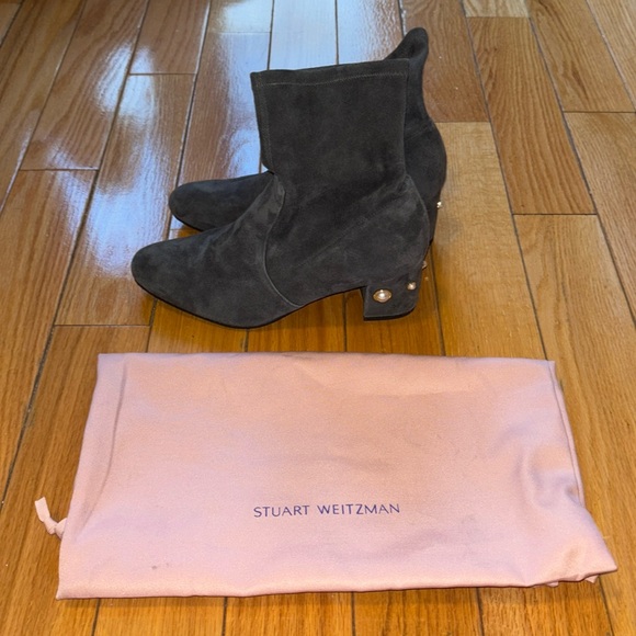 Stuart Weitzman Allshine 60 Bootie in Grey Suede - Picture 3 of 10